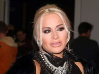 'S VAŠIM MOZGOM NEŠTO NIJE U REDU': Selma Bajrami ljuta  zbog poruka na telefonu
