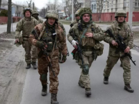 'NEMA VEZE AKO NAS IZNEVJERE, BORIT ĆEMO SE GOLIM ZUBIMA': Ukrajina se ozbiljno priprema za potpuni prekid američke pomoći