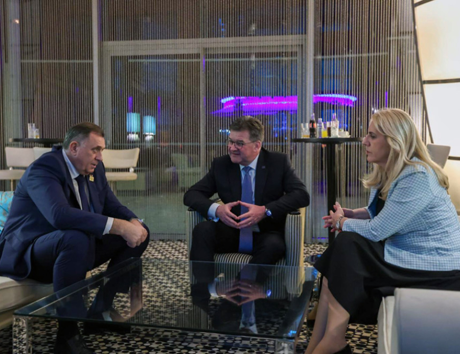DODIK NA SASTANKU SA LAJČAKOM PROMIJENIO PRIČU: ‘Mi smo za evropski put Bosne i Hercegovine’ (VIDEO)