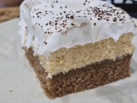 POSLASTICA ZA NEDJELJU: Kocka sa mljevenim keksom za koju vam ne treba mnogo para