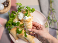 GOTOVE SU ZA 15 MINUTA: Tako jednostavne, a tako ukusne mrkve od lisnatog tijesta i kremastog sira