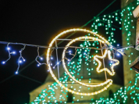 MAHYA SVJETLA STARI SU OBIČAJ: Znate li zašto ukrašavamo lampicama džamije?