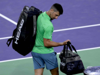 ĐOKOVIĆ NAKON ŠOKANTNOG PORAZA OD 'SRETNOG GUBITNIKA': 'Pomogao sam mu da igra dobro, sebi nisam!' (VIDEO)