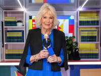 CAMILA ODUŠEVLJENA POKLONOM: 'Pomladili ste me pedesetak godina' (FOTO)