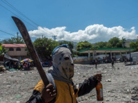 GLAVNI GRAD HAITIJA ZAROBLJEN U KRVAVOM HAOSU: Bande napadjau policiju, državne institucije, građani bijesni i uplašeni