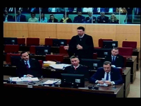 OPTUŽENI JE MOGAO SAMO POZORNO SLUŠATI: Pogledajte detalje s današnjeg ročišta Miloradu Dodiku... (VIDEO)