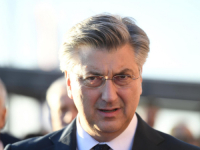 PLENKOVIĆ NE MOŽE DA DOĐE SEBI: 'Ovo je nekakav pokušaj mini državnog udara, zlorabljenje institucija!'
