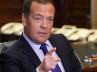 PUTINU ODANI MEDVEDEV: Bivši ruski predjsednik zatražio egzekuciju terorista i represiju nad...