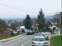OBUSTAVLJEN SAOBRAĆAJ ZA TERETNA VOZILA: Teška saobraćajna nesreća na magistralnom putu Vitez-Travnik