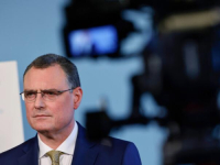 A PUTUJE VOZOM: Šef Švicarske nacionalne banke najplaćeniji je bankar na svijetu; Ranije ovog mjeseca najavio je...