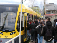 NAKON 40 GODINA: Glavnim gradom BiH voze novi tramvaji, prva tri od jutros u prometu...