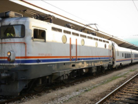 VOZOVI POLAKO P(R)OLAZE: Do 2030. usmjeriti 30 posto cestovnog transporta na željeznički i vodeni; Željeznice su blijeda slika...