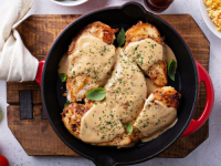 ZAPAMTITE, TREBAĆE VAM: Recept za umak od luka koji se pravi od samo tri sastojka, odlično ide uz meso s roštilja, a ukusan je i uz...