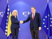 OLIVER VARHELYI POTVRDIO: 'Politička koalicija na čelu BiH daje rezultate' - Na novinarsko pitanje o Miloradu Dodiku...