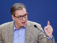 VUČIĆ O AMERIČKIM FINANCIJSKIM SANKCIJAMA U RS-U: 'Ona žena, ministrica Zora, čupa kosu, ne zna šta da radi, Dodikovom unučetu ukinuli račune'