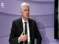 ŠOKANTAN ISTUP DRAGANA ČOVIĆA: 'Trojka bez HDZ-a ništa ne bi uradila. Odnos Amerikanaca prema SDA se može promijeniti PREKO NOĆI. Ambasadoru Murphyju...!'