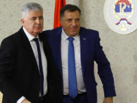 DRAGAN BURSAĆ NA RUBU SMIJEHA: 'Kada govorimo o zaslugama političara, pogotovo tandem Dodik-Čović koji zdušno rade...'