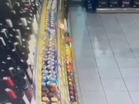 PRAVO JE ČUDO DA SE NIŠTA NIJE RAZBILO: Prvi snimci snažnog zemljotresa koji je uzdrmao BiH