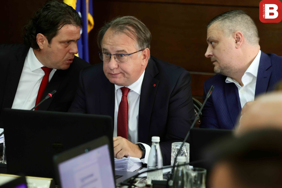 NIKŠIĆU I MINISTRIMA SE NE ŽURI, A NI SINDIKAT NE MARI: Fiskalni zakoni i  minimalac od 1.000 KM zadnji put viđeni prošle godine u Parlamentu FBiH i  od tada im se gubi
