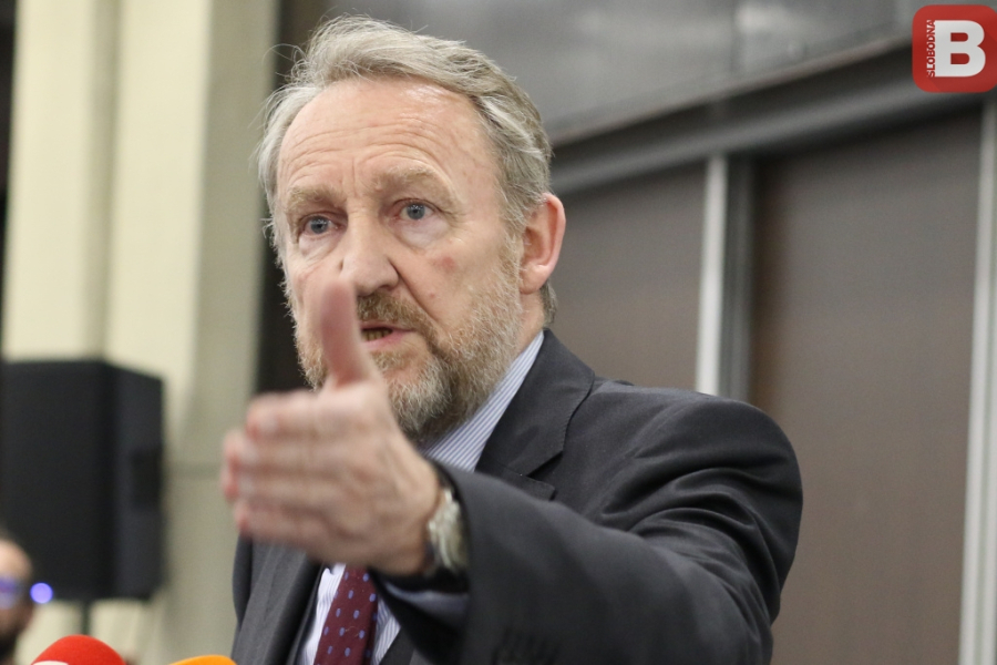 BAKIR IZETBEGOVIĆ TVRDI: ‘Rezultat ovog političkog UZP-a je ubrzano rasturanje Federacije BiH’