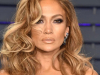GLAMUROZNA I NA KIŠI: Jennifer Lopez bilo je nemoguće ne primijetiti u izdanju iz kojeg je izašla iz penthousea