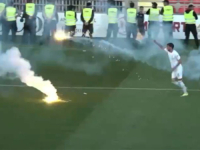 PREKINUT DERBI ZA TITULU U SUSJEDSTVU: 'Varvari' bacali baklje i petarde na teren, igrači su mogli proći sa ozbiljnim povredama