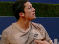 HIT SCENA U BARCELONI: Teniseru tokom meča zazvonio telefon (VIDEO)