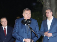 DODIK OPET NEGIRAO GENOCID U SREBRENICI, VUČIĆ PAŽLJIVO SLUŠAO: Najavio veliki narodni miting (VIDEO)