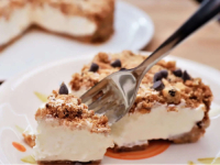 15 MINUTA JE DOVOLJNO ZA MAGIJU: Bez mnogo truda napravite ovaj savršeni kremasti kolač, evo recepta... (VIDEO)