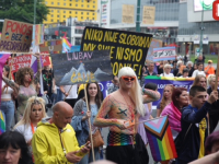 RODITELJI IH ZNALI IZBACITI IZ KUĆE: Uskoro prva sigurna kuće za LGBTI osobe u BiH