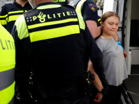 NAMJERAVALI BLOKIRATI AUTOCESTU: Policija opet privela Gretu Thunberg