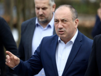 PORUKA KRATKA IGORA CRNATKA: 'Jasno je da Dodik i SNSD u Sarajevu uredno provode sve što Schmidt donese'