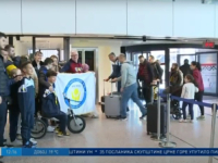 DOČEK NA SARAJEVSKOM AERODROMU: Okićeni medaljama, Ismail Barlov i Ismail Zulfić stigli u BiH (VIDEO)