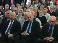 KOMEMORACIJA AKADEMIKU DŽEVADU JAHIĆU: Zalagao se za afirmaciju bosanskog jezika, Bošnjaka i Bosne i Hercegovine (FOTO)