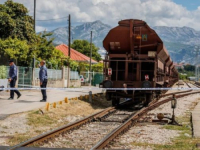 NEZAPAMĆENA TRAGEDIJA: Ženu pregazio voz pred očima bolesnog supruga