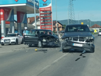 TEŠKA SAOBRAĆAJNA NESREĆA U BiH: Sudar dva vozila, ima povrijeđenih