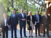 POČEO SASTANAK U BEOGRADU: Stigli Vučić, Dodik, Dačić
