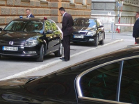 NE FINANSIRAJU SE USPJESI SLIKAMA POLITIČARA: Za službena vozila 15 puta više para nego za sufinansiranje sporta