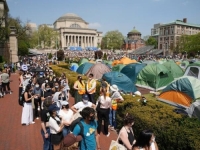 DRAMA U 'GLAVNOM GRADU' SVIJETA, 'USTANAK' U NEW YORKU: Propalestinski demonstranti zauzeli zgradu...