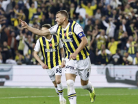 IMPRESIVNA SNALAŽLJIVOST: Edin Džeko majstorski pogodio za Fener, pogledajte kako je prevario defanzivce... (VIDEO)