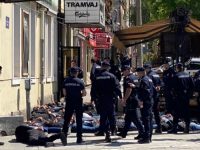 HAOS U BEOGRADU: Brutalna tučnjava navijača Partizana i Zvezde, ima povrijeđenih i uhapšenih (VIDEO)