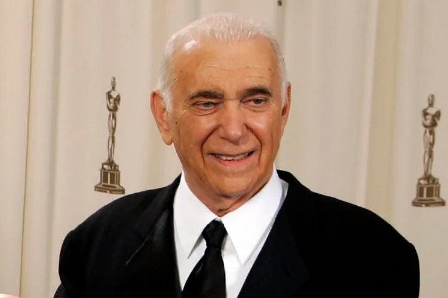 HOLIVUDSKA IKONA: Preminuo producent čuvenog filma 'Kum' | Slobodna Bosna