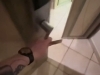 HIT NA INTERNETU: Platio sobu s pogledom, pogledajte šta je dobio...