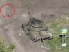 RUSKI TENK U PANICI BJEŽI OD UKRAJINSKOG DRONA: Nije imao šanse (VIDEO)