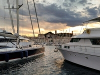 KANSKI FESTIVAL IMA TAJNI ESCORT KRUG: Kako se preko WhatsAppa biznismenima prodaje žensko društvo?