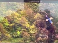 POTRESNE SCENE: Pogledajte šta su zatekli spasioci na mjestu pada helikoptera u kojem je poginuo iranski predsjednik (FOTO)