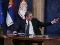 VUČIĆ NA RUBU NERVNOG SLOMA: 'Britanci su POJAČALI SNAGU REZOLUCIJE sa tri nova amandmana!'