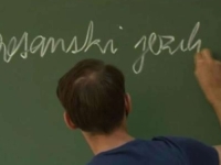 NAJLAKŠE SE NAUČI FRANCUSKI, NAJTEŽE JAPANSKI: Bosanski jezik u ČETVRTOJ GRUPI po težini za naučiti