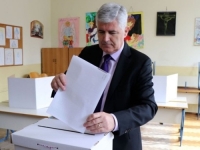 U BOSNI I HERCEGOVINI NA 37 BIRAČKIH MJESTA: Izbori za Europski parlament, pravo glasa imaju...