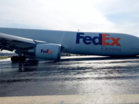 RIZIČNO SLIJETANJE: Avion sletio na trup na istanbulskom aerodromu (VIDEO)